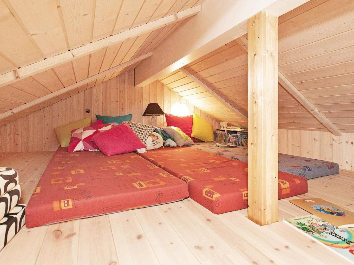 Three-Bedroom Holiday Home In Rodby 38 Kramnitse エクステリア 写真